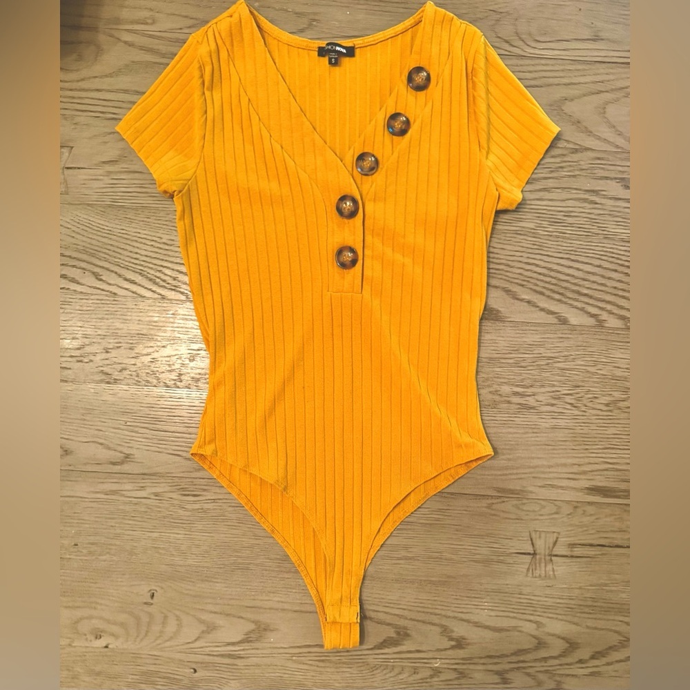 🔻Fashion Nova Mustard Ribbed Top Bodysuit | Sz. S | Color: Mustard